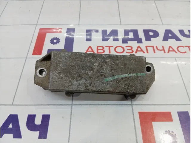 Противовес Volvo S40 30714071