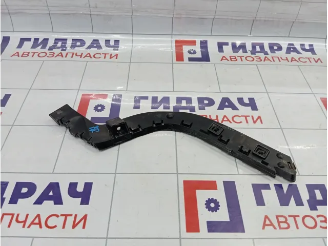 Кронштейн бампера задний правый Volvo S40 30744952