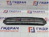 Решетка в бампер центральная Volvo S40 30744911