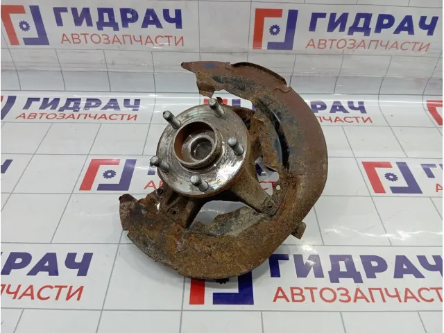 Кулак поворотный передний левый Volvo S40 31212947