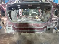 Панель задняя Volvo S40