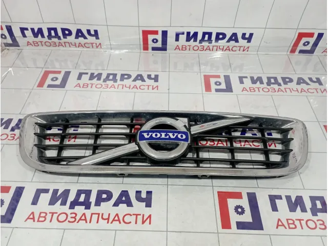 Решетка радиатора Volvo S40 31290532