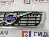 Решетка радиатора Volvo S40 31290532