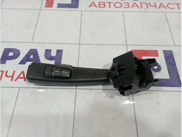 Переключатель поворотов подрулевой Volvo S40 8637377