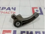 Кронштейн КПП Volvo S40 30742945