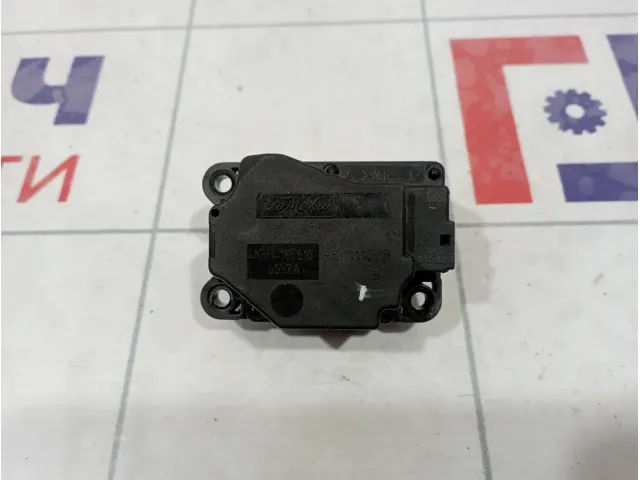 Моторчик заслонки отопителя Volvo S40 30733779