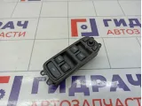 Блок управления стеклоподъемниками Volvo S40 31334350