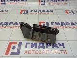 Кронштейн заднего бампера правый Volvo S40 31265595