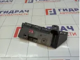 Кронштейн заднего бампера правый Volvo S40 31265595