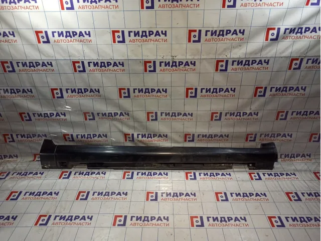 Накладка на порог наружная правая Volvo S40 31283505