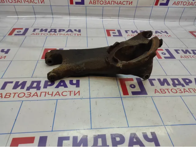 Рычаг задний нижний левый Volvo XC90 8666345.