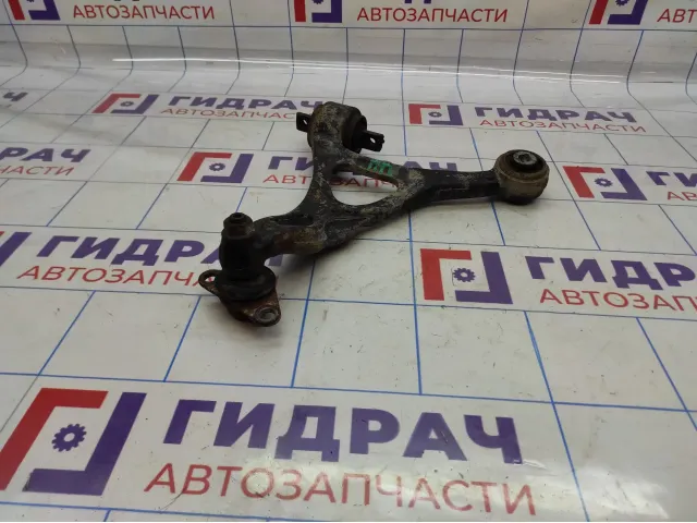 Рычаг передний правый Volvo XC90 8646614.