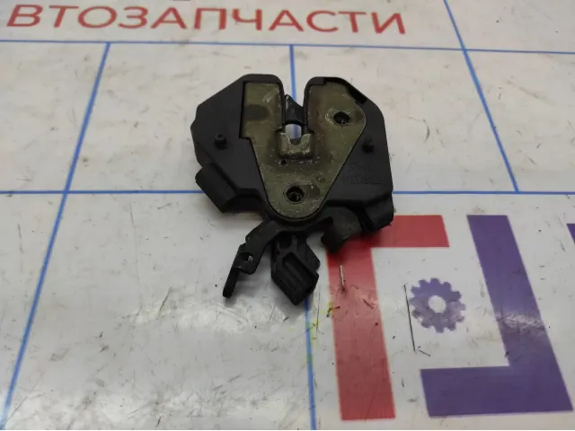 Замок капота Volvo XC90 9483764.
