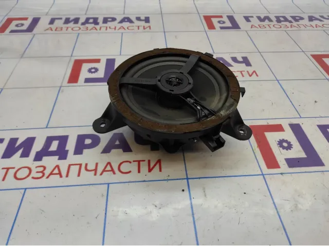 Динамик задний Volvo XC90 8633664.