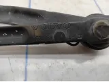 Ограничитель двери багажника левый Volvo XC90 30674750.