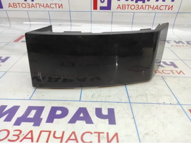 Планка под фонарь левая Volvo XC90 8620819. Царапины.