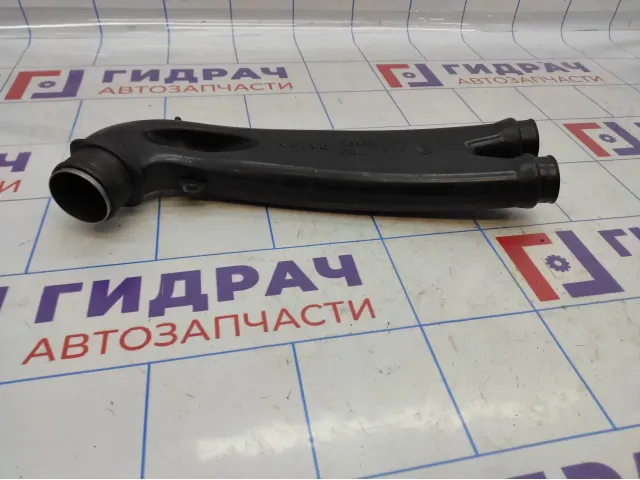 Патрубок интеркулера Volvo XC90 30636959.