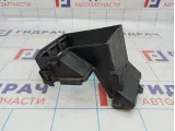 Корпус блока предохранителей Volvo XC90 9452548. Сломано крепление.