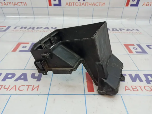 Корпус блока предохранителей Volvo XC90 9452548. Сломано крепление.