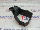 Корпус блока предохранителей Volvo XC90 9452548. Сломано крепление.