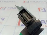 Кнопка стеклоподъемника передняя правая Volvo XC90 30739981. Дефект кнопок.
