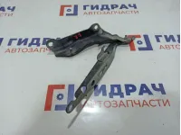 Петля капота правая Volvo XC90 30716883.
