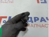 Клапан электромагнитный Volvo XC90 30670448. Дефект крепления.