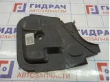 Кожух ремня ГРМ Volvo XC90 8642374. Дефект.