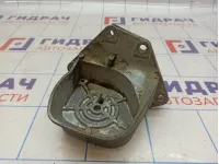 Кронштейн двигателя задний Volvo XC90 8634894.