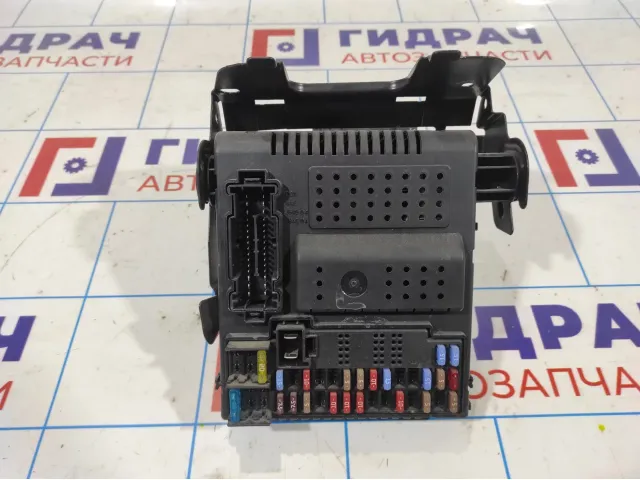 Блок предохранителей Volvo XC90 31394157.