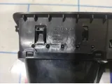 Дефлектор воздушный Volvo XC90 3409400. Центральный.
