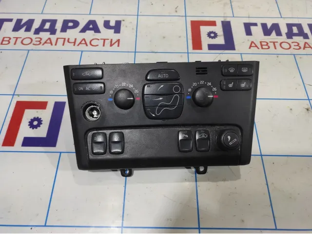 Блок управления климатической установкой Volvo XC90 8697137.