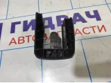 Накладка кронштейна сиденья правая Volvo XC90 30662557.