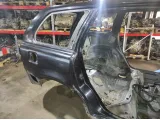 Крыло заднее правое Volvo XC90 .