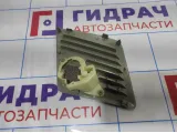 Решетка динамика Volvo XC90 8641271. Левая.