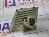 Решетка динамика Volvo XC90 8641270. Правая.
