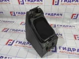Подлокотник Volvo XC90 39987702. Дефект.