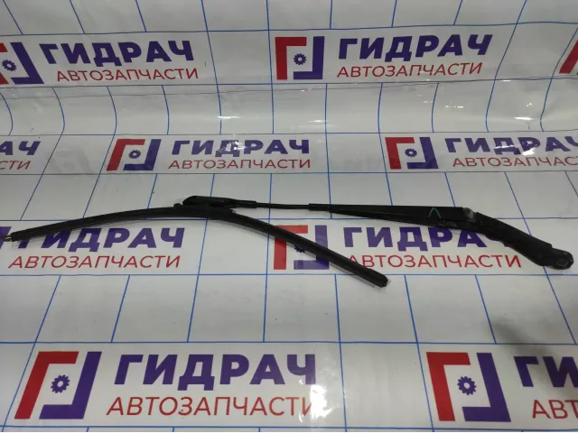 Поводок стеклоочистителя передний левый Volvo XC90 30753817.