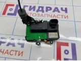 Замок двери передней левой Volvo XC90 30699746