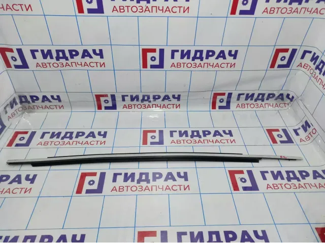 Накладка стекла переднего левого Volvo XC90 30753850