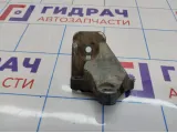 Кронштейн двигателя передний Volvo XC90 8649262