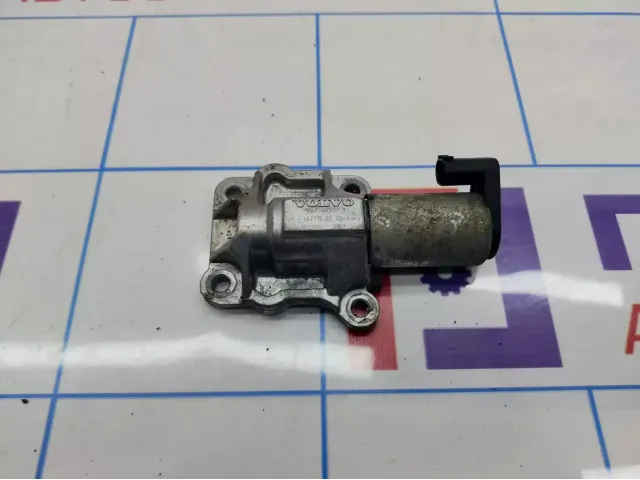 Клапан электромагнитный изменения фаз ГРМ Volvo XC90 8670421