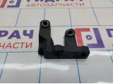 Кронштейн КПП Volvo XC90 8675734