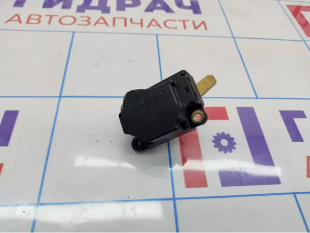 Моторчик заслонки отопителя Volvo XC90 30676510