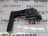 Направляющая заднего бампера правая Volvo XC90 8620567