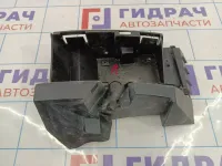 Кронштейн заднего бампера правый Volvo XC90 30678278