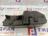 Корпус блока предохранителей Volvo XC90 9494210