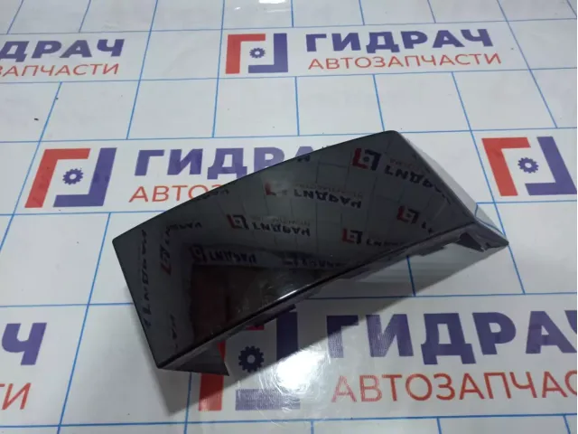 Планка под фонарь правая Volvo XC90 8620820