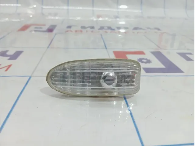 Повторитель на крыло белый Vortex Estina A213731010