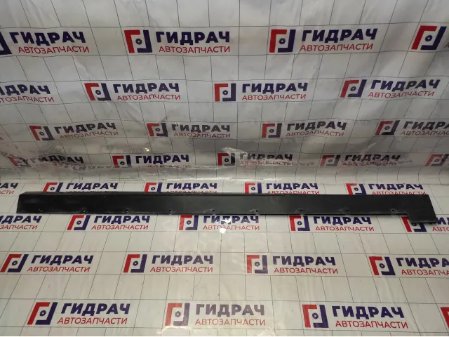 Накладка на порог наружная правая Vortex Estina A215401960